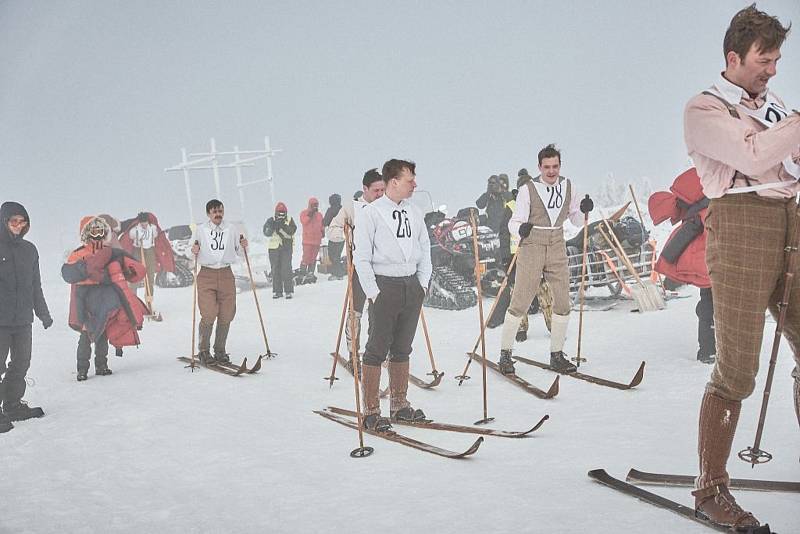 Film Poslední závod se natáčel v Krkonoších.