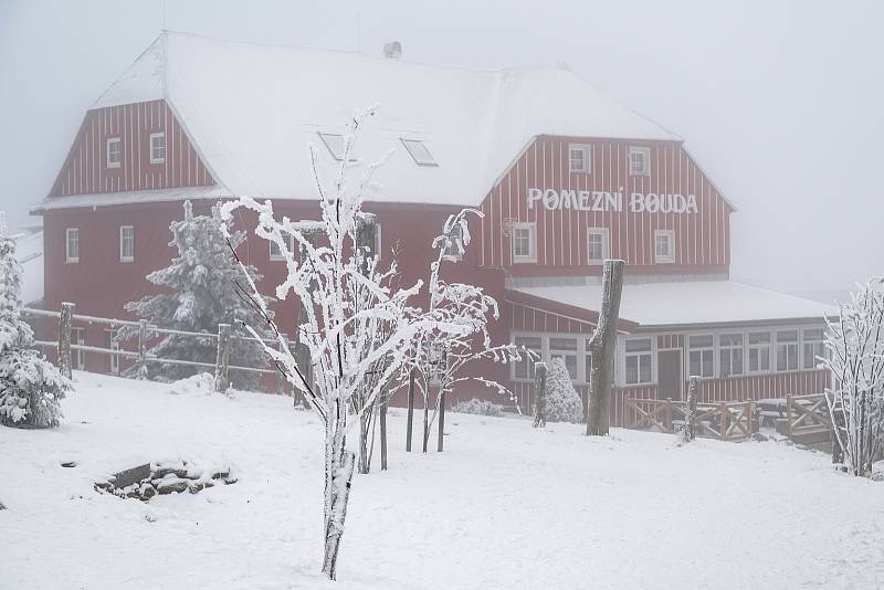 Skiareál Malá Úpa zahájil v sobotu 3. prosince 2022 lyžařskou sezonu.