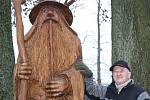 Vrchlabský řezbář Pavel Tryzna vytvořil Krkonošský pohádkový betlém se čtyřiceti dřevěnými postavami. K vidění je v zámeckém parku.
