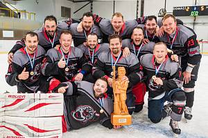 Znovu po roce dokázali prestižní Krakonoš Brewery Cup ovládnout hokejisté týmu z Hronova HAAS Clowns.