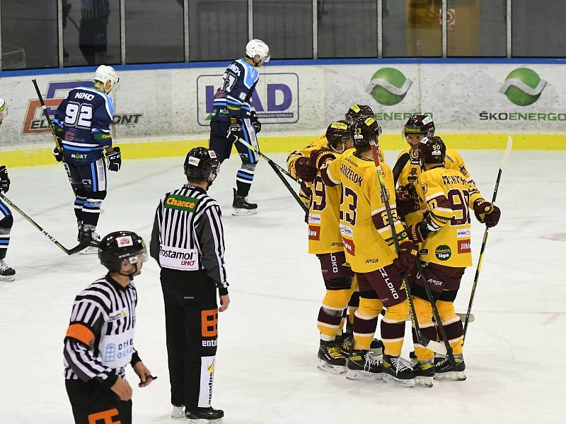 Chance liga v sobotu nabídla velmi atraktivní partii, ve které vrchlabští hokejisté překvapivě udolali favorita z Jihlavy.