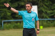 Rozhodčí Marek Pilný se v neděli vrátil k pískání v duelu Malé Svatoňovice - MFK Trutnov C.