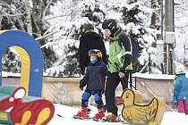 V Areálu Mladé Buky začíná zimní sezona v pátek 16. prosince večerním lyžováním.