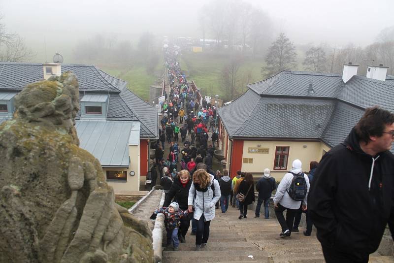 Vánoční trhy v Kuksu přilákaly tisíce návštěvníků 