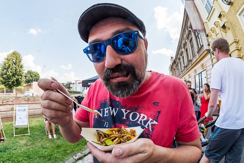 O první ročník trutnovského street food pikniku byl velký zájem.