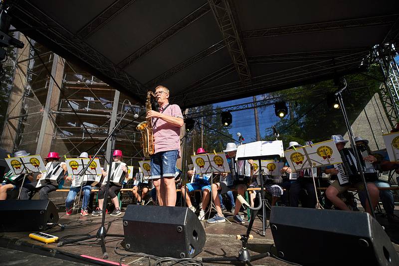 Stezka korunami stromů Krkonoše v Janských Lázních oslavila druhé narozeniny.