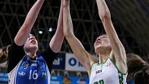 Utkání 10. kola Ženské basketbalové ligy: SBŠ Ostrava - BK Loko Trutnov, 5. prosince 2018 v Ostravě. Na snímku (zleva) Rylichová Anna, Hadačová Lucia.