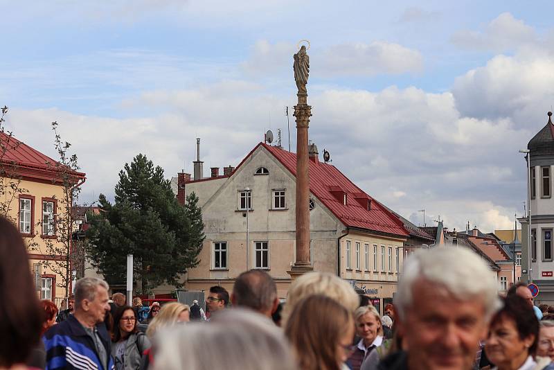 Slavnostní otevření náměstí Míru ve Vrchlabí.