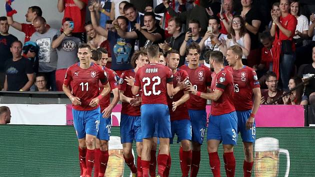 Zápas reprezentace se objevil na prvním řádku 12. kola TIP ligy. Čechům proti Bulharsku (2:1) věřila většina tipujících.