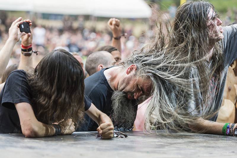 Festival nejtvrdší hudby Obscene Extreme vyvrcholil v Trutnově v areálu letního kina na Bojišti. Byl to 21. ročník.