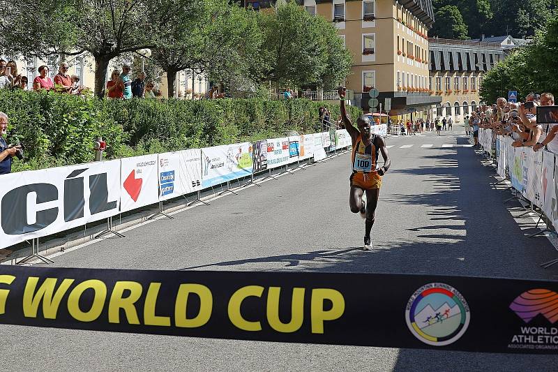 Janské Lázně hostily Světový pohár v horském půlmaratonu. Mezi muži vyhrál keňský běžec Geoffrey Ndungu.