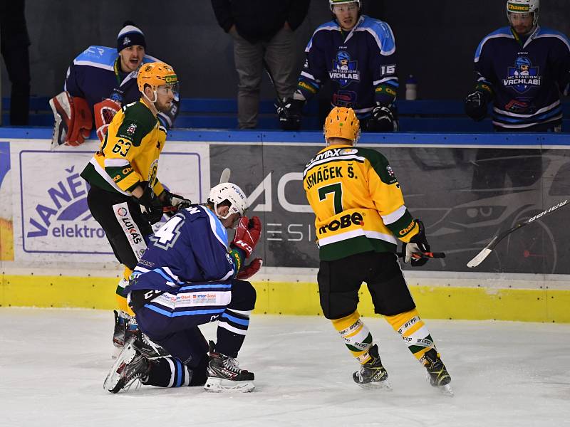 Čtvrtfinále play off hokejové Chance ligy: HC Stadion Vrchlabí - VHK Robe Vsetín.