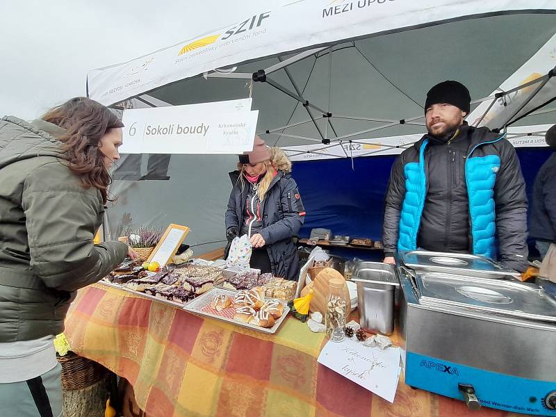 V sobotu se konala na parkovišti na Pomezních Boudách gastronomická akce Maloúpská vařečka.