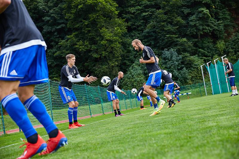 Fortuna Divize C: MFK Trutnov - TJ Dvůr Králové nad Labem 1:0 (0:0).