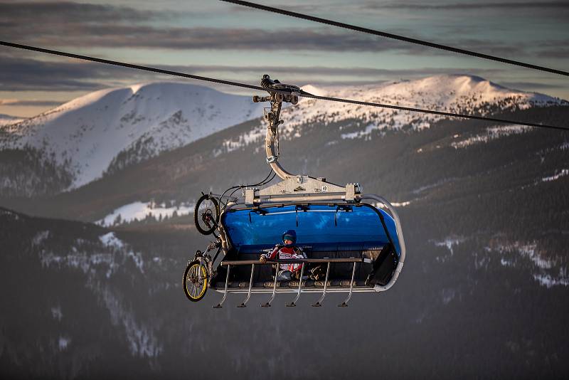 Chinese Downhill 2019 ve Špindlerově Mlýně.