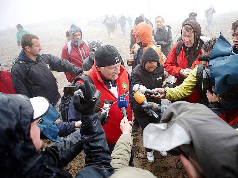 Svatovařinecká pouť na Sněžce - 2011