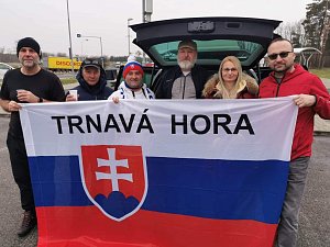 Slovenští fanoušci z vesnice Trnavá Hora v okrese Žiar nad Hronom se těší na Světový pohár do Špindlerova Mlýna.