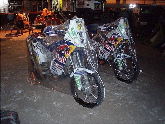 Expedice Dakar 2010 se setkala s jezdci známé rallye