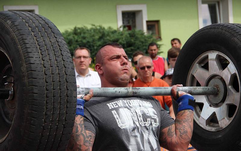 Strongman Vlčice 2016