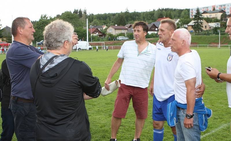 Fotbalové sedmdesátiny Rudníku přivedly na místní hřiště sparťanskou fotbalovou legendu Jana Bergera či dalšího někdejšího reprezentanta, na jaře trenéra Sparty Petra Radu. 