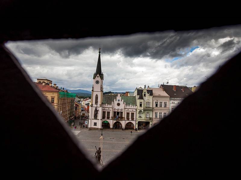 Sochy v Trutnově: Suškova rozhledna nabízí pohled ze svých útrob