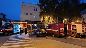 V sobotu 26.srpna byli hasiči ve 20:10 povoláni k technické pomoci – čerpání vody, která se hromadila v objektu mikrobiologie nemocnice v Trutnově.