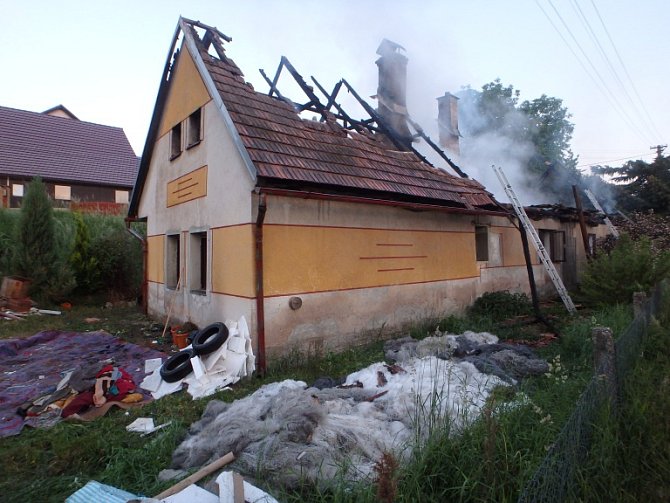 Ve Vilanticích shořel rodinný dům.