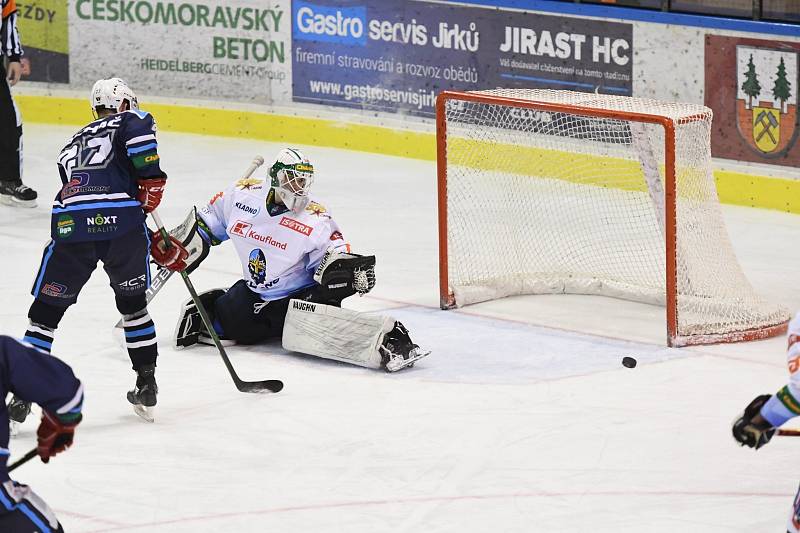 Hokejová Chance liga: HC Stadion Vrchlabí - Rytíři Kladno.