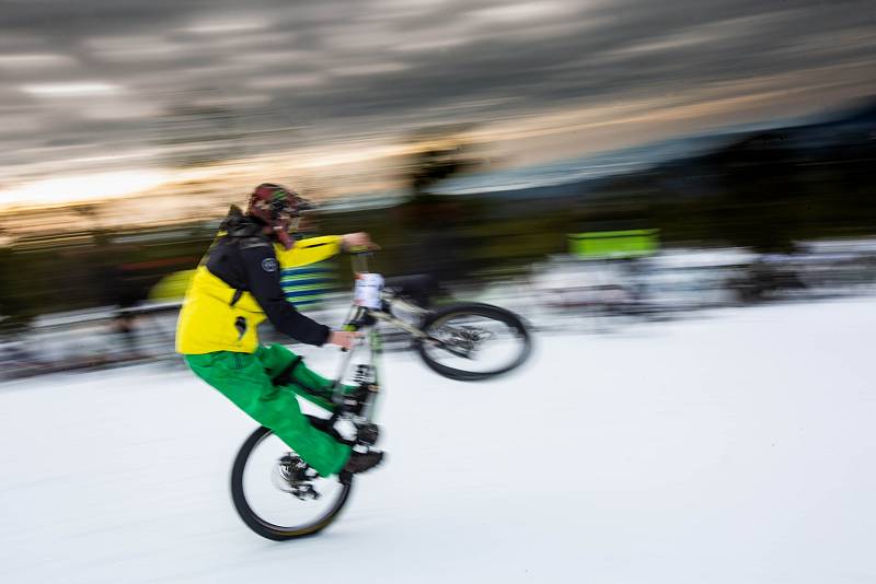 Chinese Downhill 2019 ve Špindlerově Mlýně.