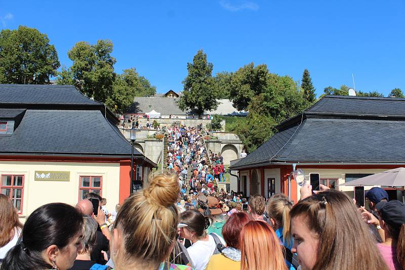 Ze sobotního Vinobraní na Kuksu.