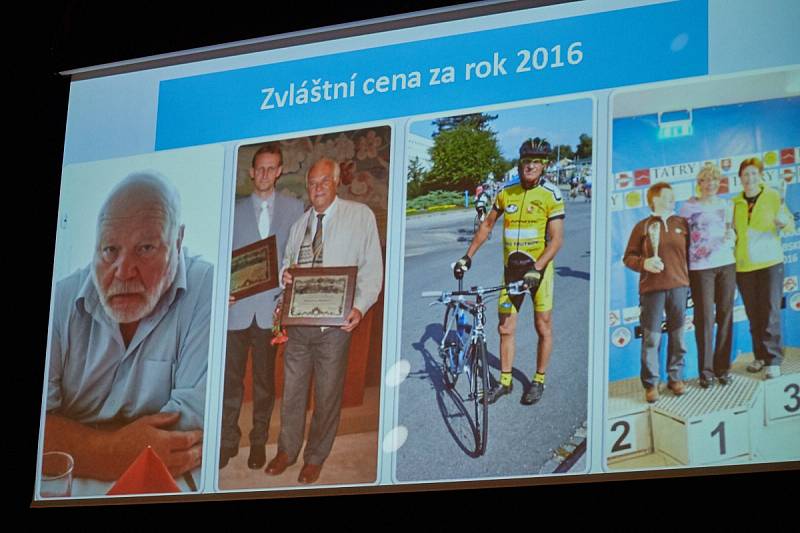 Vyhlášení nejlepších sportovců trutnovské Lokomotivy za rok 2016