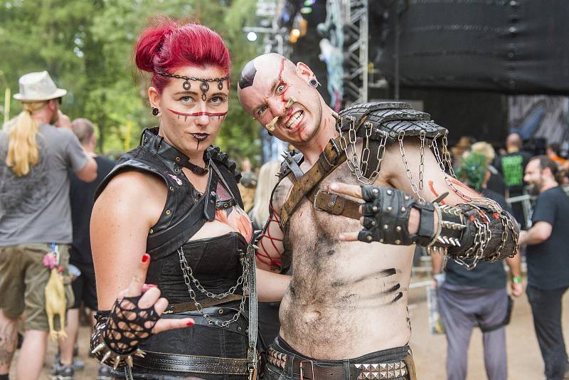 Festival nejtvrdší hudby Obscene Extreme vyvrcholil v Trutnově v areálu letního kina na Bojišti. Byl to 21. ročník.