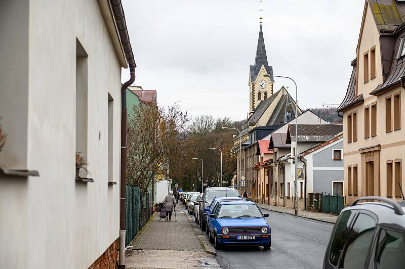 Lidé mohli v sobotu konečně vyrazit na farmářské trhy v Poříčí.