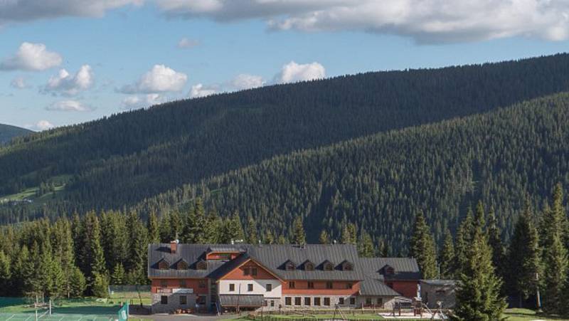 Richtrovy boudy v Krkonoších jsou zavřené po rozhodnutí státních orgánů.