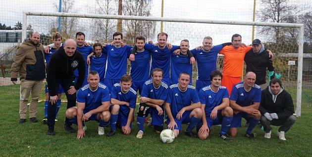 Fotbalisté Mostku skončili v západní skupině III. třídy na druhém místě za Lánovem.