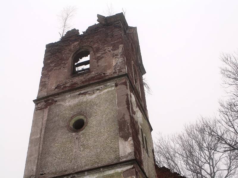 Kostel v Rudníku je žalostná ruina
