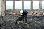 Hasiči vyšetřují požár na Petrově boudě