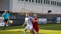 Divizní fotbalové derby: MFK Trutnov - TJ Dvůr Králové nad Labem.