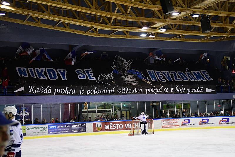 Vrchlabští hokejisté v derby ukončili sérii porážek ze vzájemných soubojů s Trutnovem.