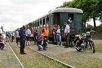Soupravu historických vozů vedla o druhém srpnovém víkendu parní lokomotiva Babička - 310.0134.