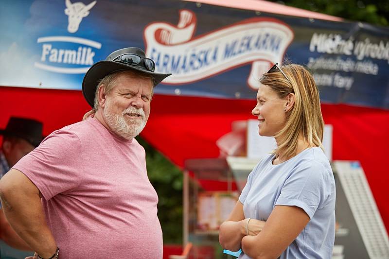 Na osvětovou akci do farmářského areálu ve Voletinách dorazilo téměř 1000 školáků.