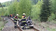 Tragická nehoda na železničním přejezdu v Bílé Třemešné.