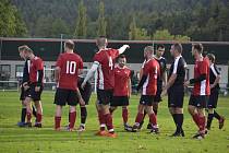 Nedávno nastoupili proti sobě ve vzájemném utkání, tentokrát se v rámci 9. kola fotbalisté Bílé Třemešné a Volanova dočkali suverénním výher s pěti vstřelenými góly.
