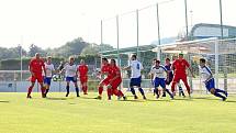 OKRESNÍ DERBY se hrálo na vrchlabském stadionu, kde domácí rezerva porazila Úpici 1:0 trefou Finka ze 78. minuty.