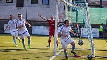 Divizní fotbalové derby: MFK Trutnov - TJ Dvůr Králové nad Labem.