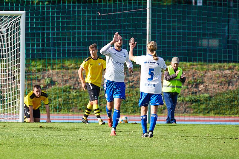 Fotbalisté Trutnova na domácím hřišti inkasovali debakl do Vysokého Mýta.