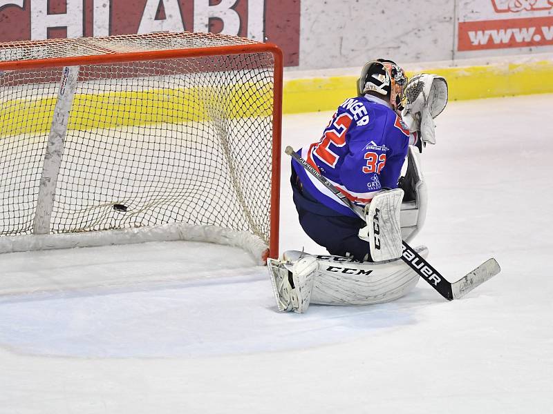 Čtvrtfinále play off hokejové II. ligy: HC Stadion Vrchlabí - HC Děčín.