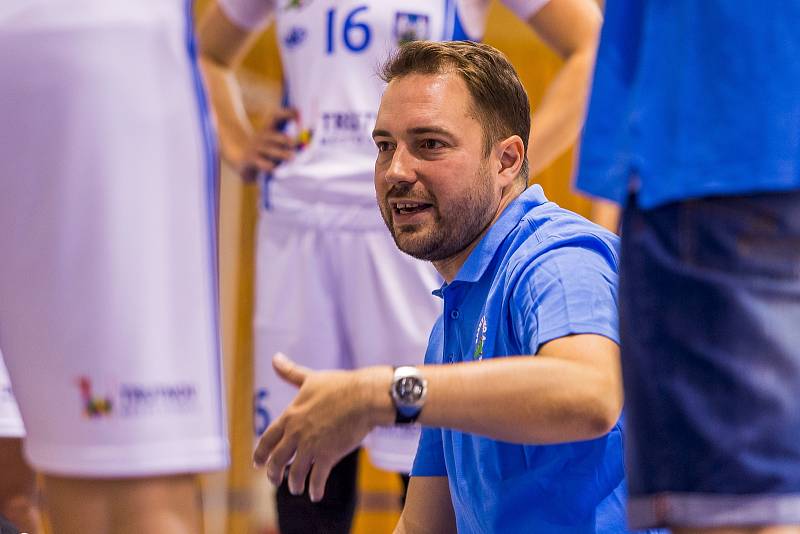 Michal Martišek absolvoval na domácím turnaji O pohár města Trutnova premiéru v roli hlavního kouče Lokomotivy.