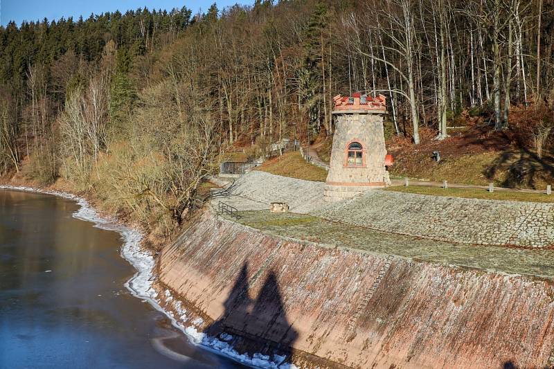 Přehrada Les Království nedaleko Dvora Králové nad Labem.