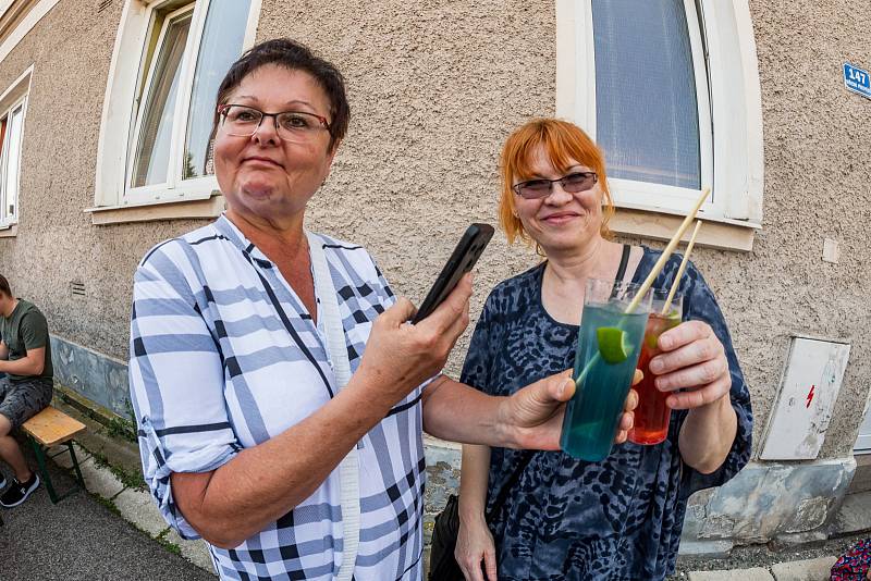 O první ročník trutnovského street food pikniku byl velký zájem.